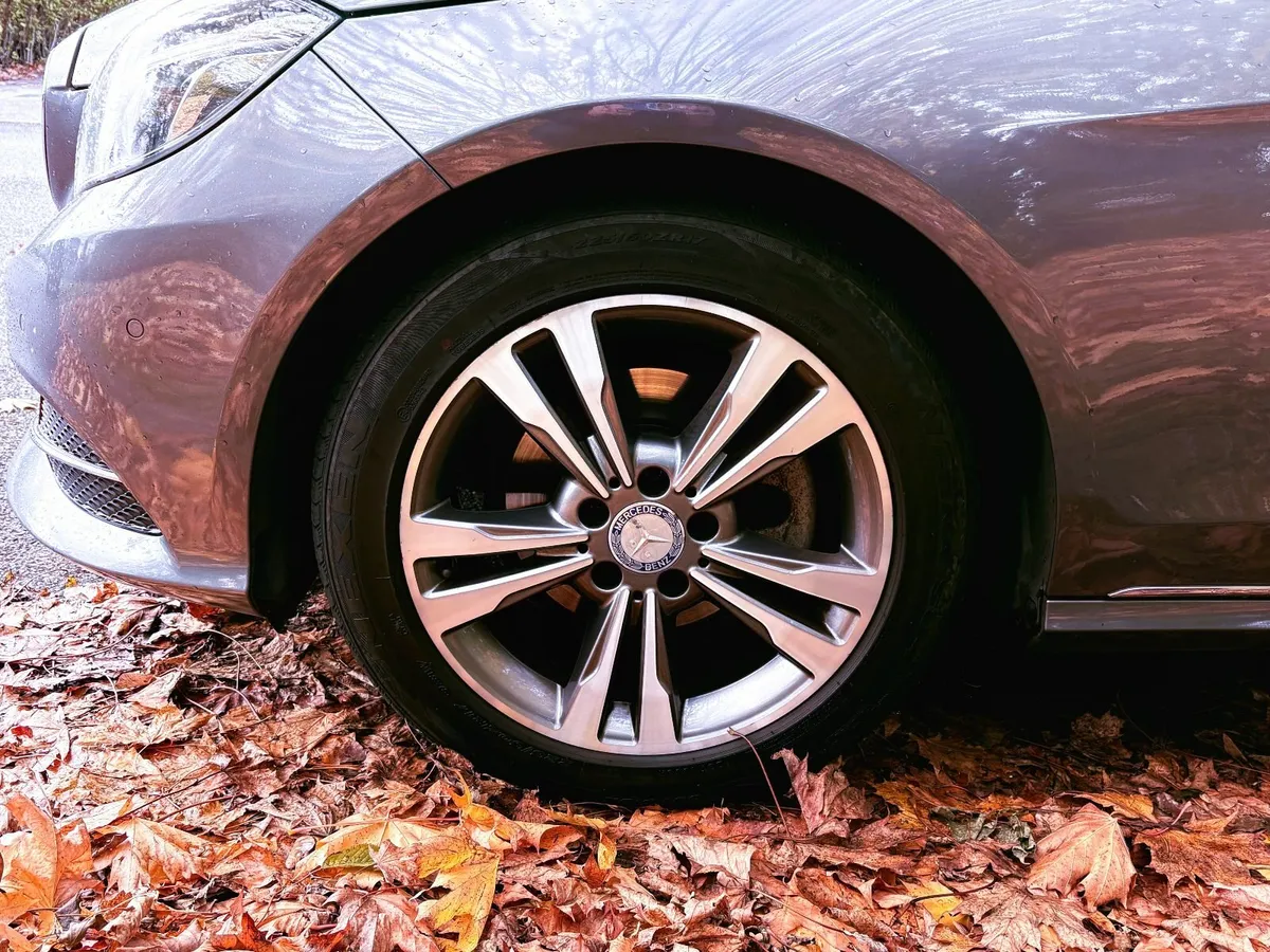 Mercedes-Benz E220D BlueTEC Estate (S212 LCI) - Image 3