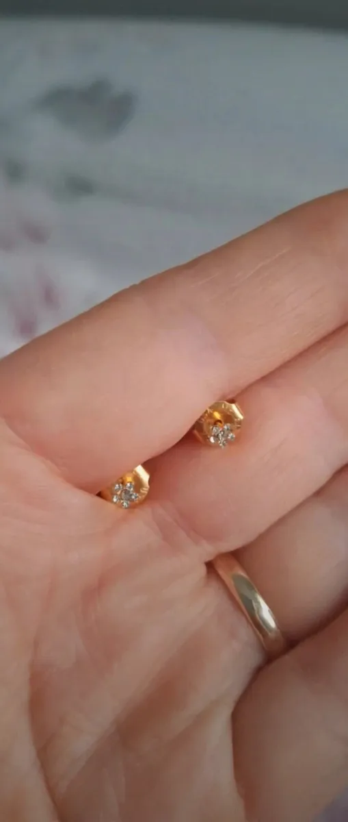 Baby/toddler gold earrings - Image 4