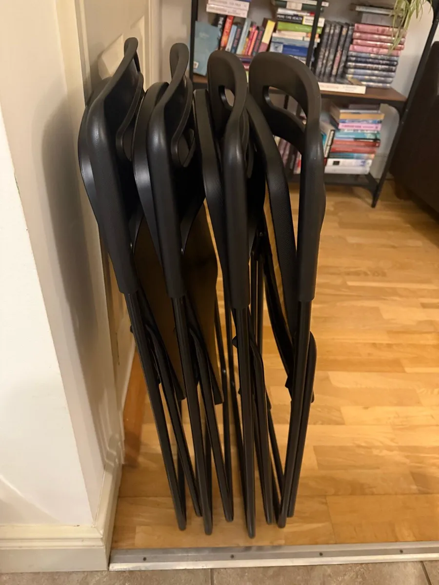 Folding chairs x4 - Image 4