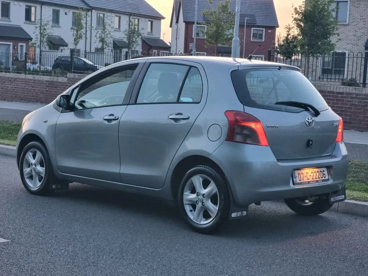 Toyota Yaris/Only 107,000kms/tax and nct - Image 3