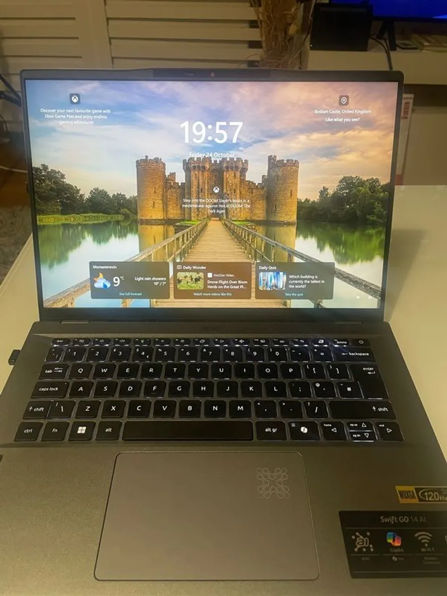 Acer Laptop - Image 1