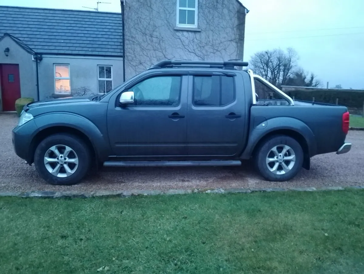 2015 nissan navara - Image 2