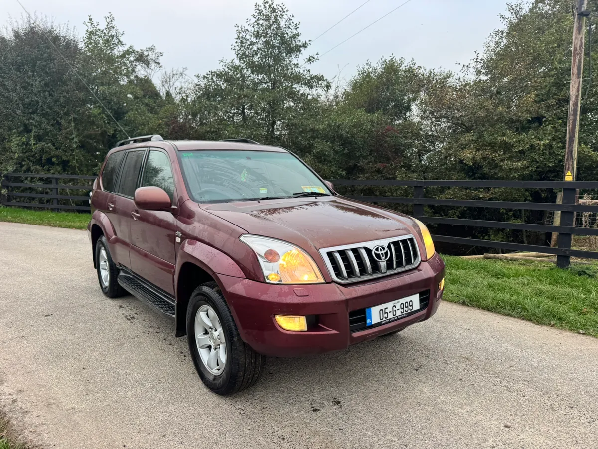 05 Toyota Landcruiser Crewcab 5 Seater - Image 3