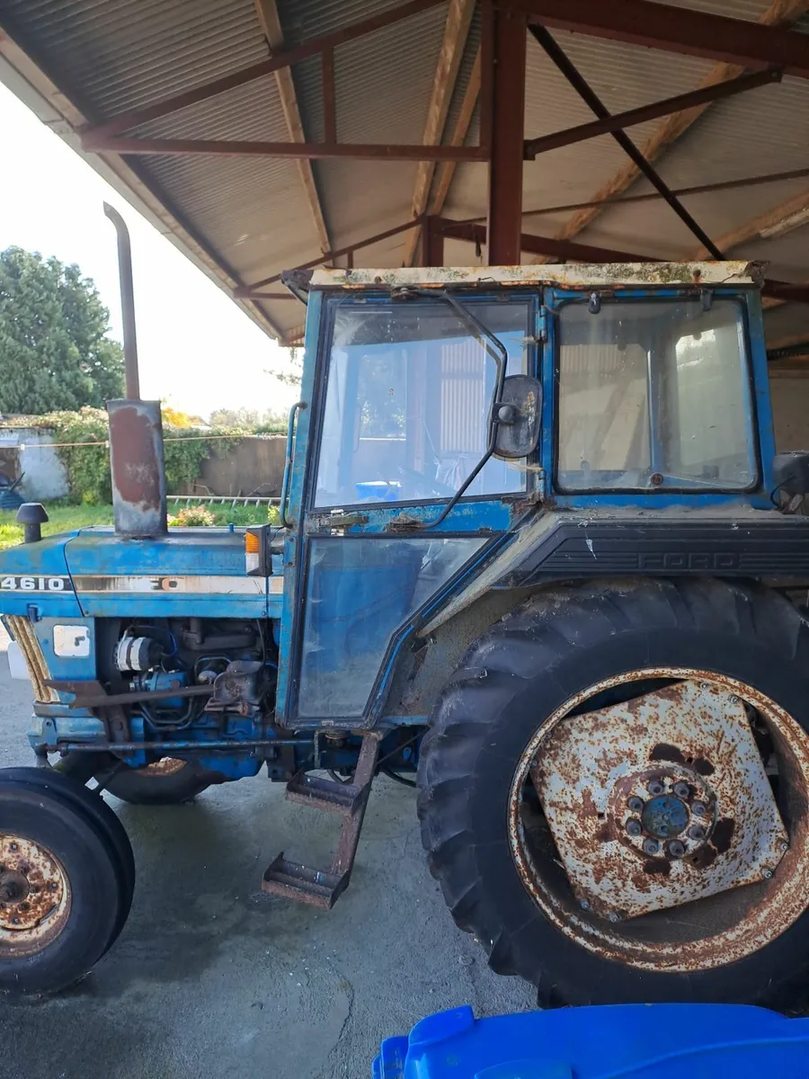 Ford 4610 with loader and 10 x 6 trailer - Image 2