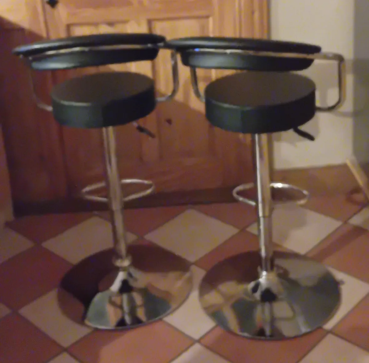 Kitchen stools - Image 3