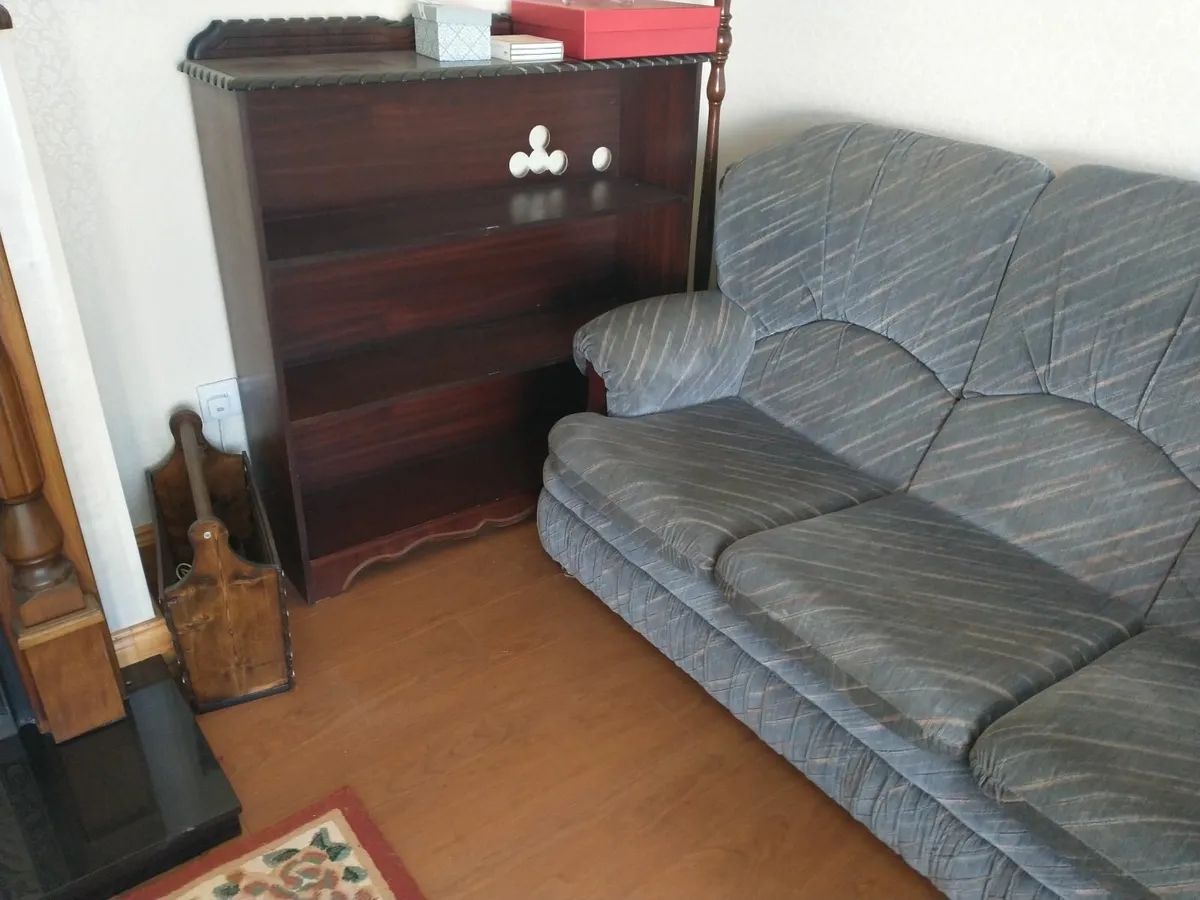 Suite of furniture - Image 3