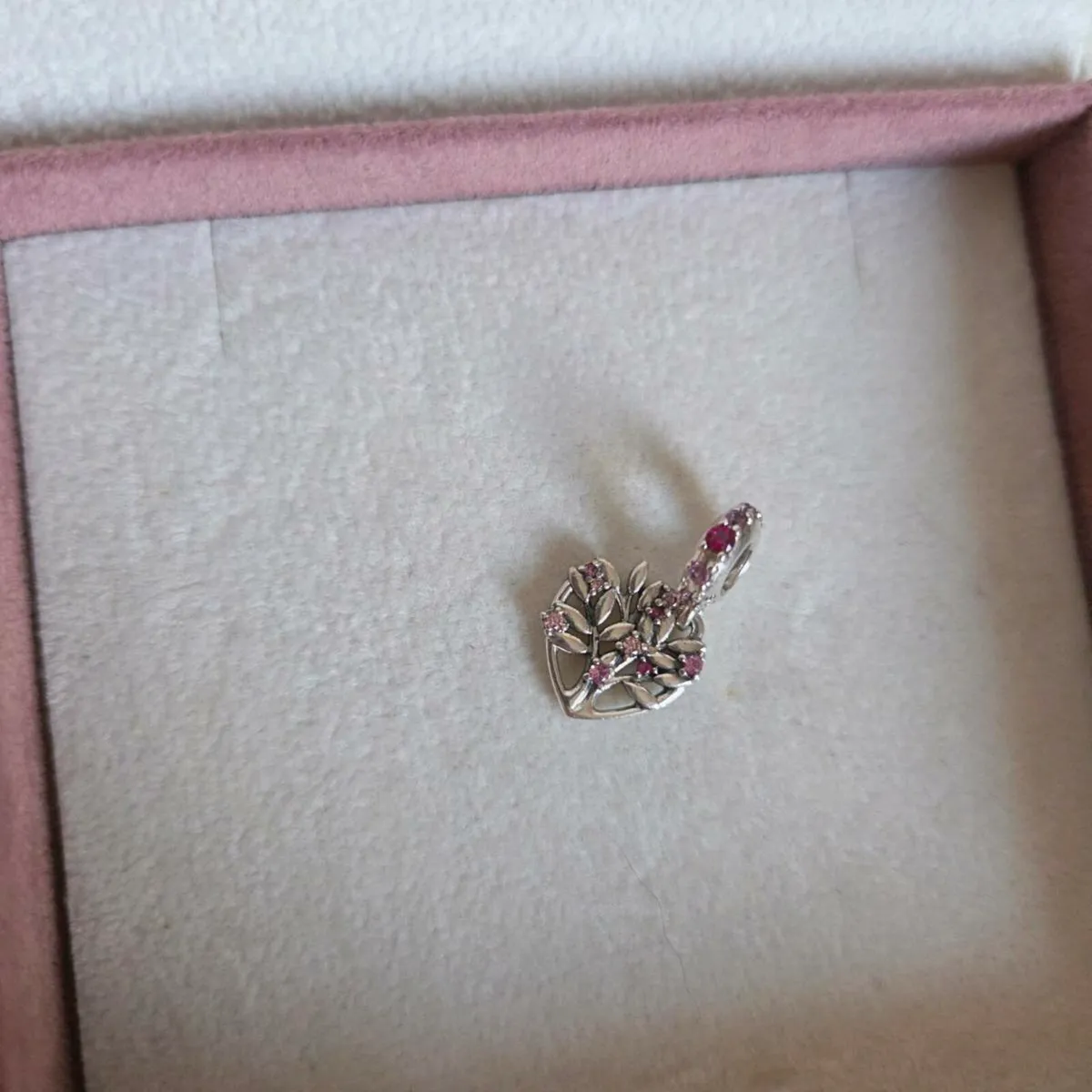 Pandora charm - Image 1