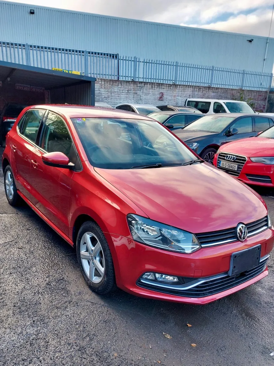 VOLKSWAGEN POLO  2015 AUTOMATIC - Image 1