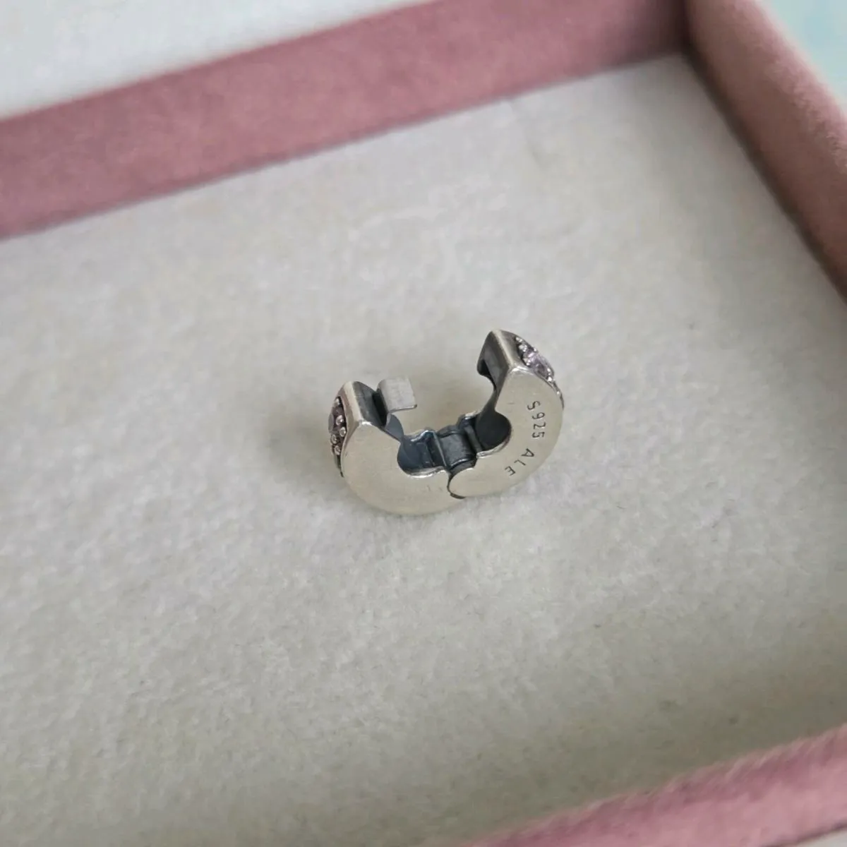 Pandora charm clip - Image 4