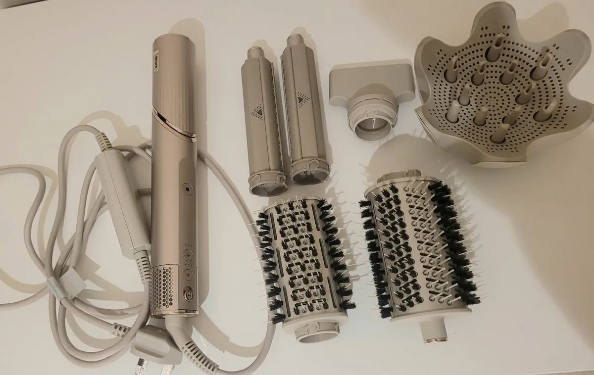 Shark Flex Style 5 in 1 - Image 1