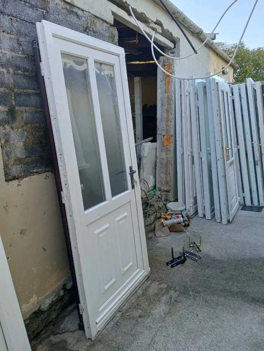➡️ HIGH QUALITY SINGLE DOOR AVAILABLE ⬅️