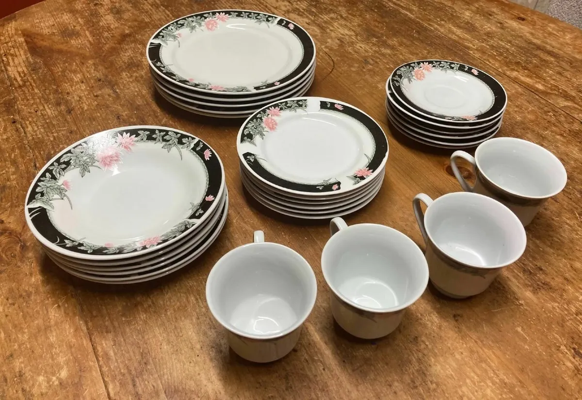 Elegant Floral Dinner & Tea Set – 27-Piece China - Image 1
