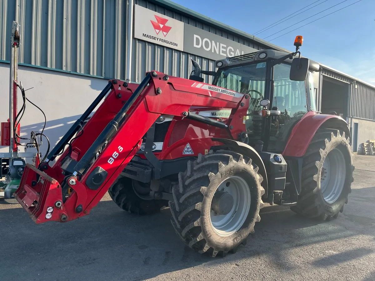 Massey Ferguson 6616 - Image 1