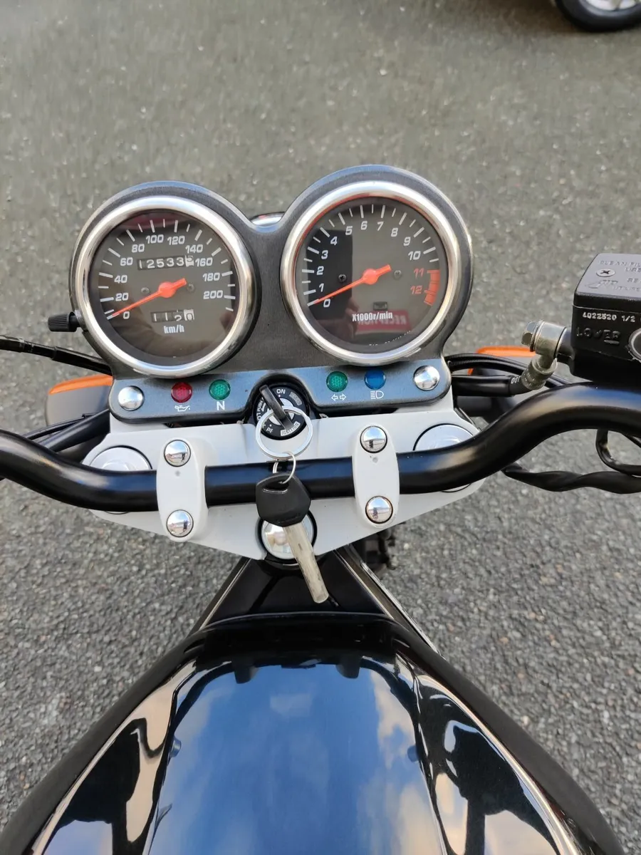 Suzuki GS 500 2007 (A2)Perfect Cond.Only 12.500 Km - Image 4