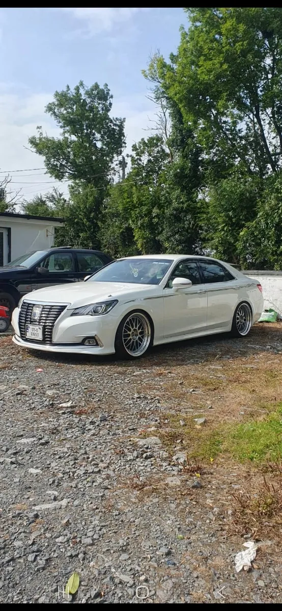 Toyota Crown 2017 - Image 4