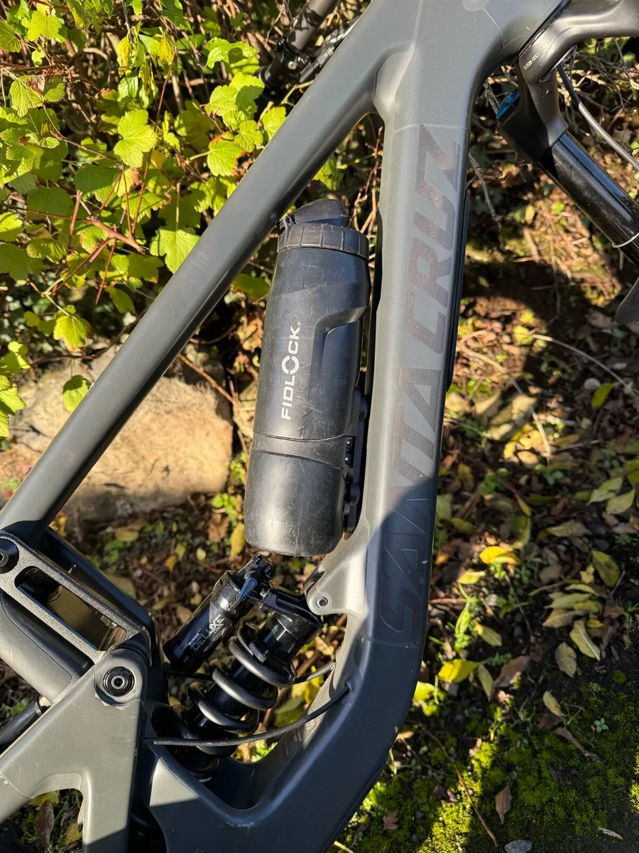 Santa Cruz mountain bike full suspension - Image 1