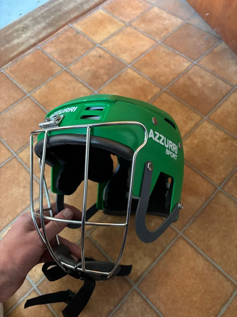 Kilkenny Guard Azzuri Helmet - Image 2