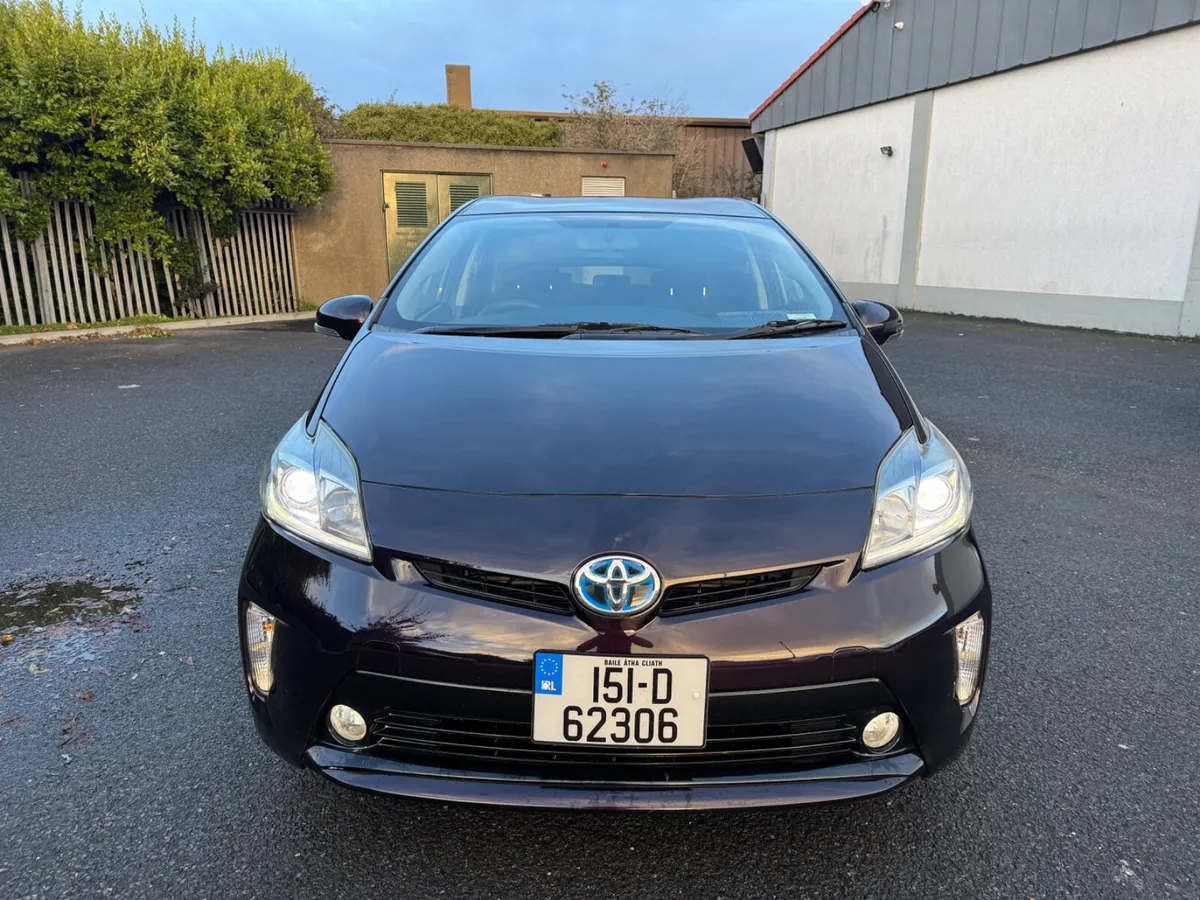 Toyota Prius 2015 Automatic 1.8 Hybrid - Image 4