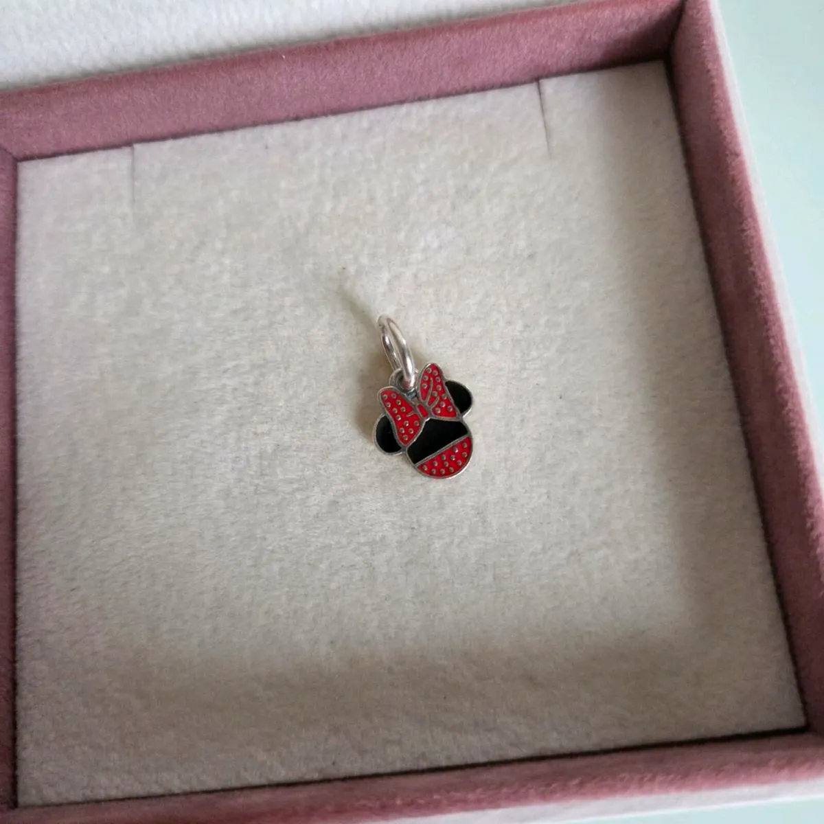 Pandora dangle charm Minnie - Image 1