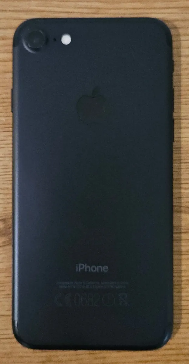 iPhone 7, 128GB - Image 3