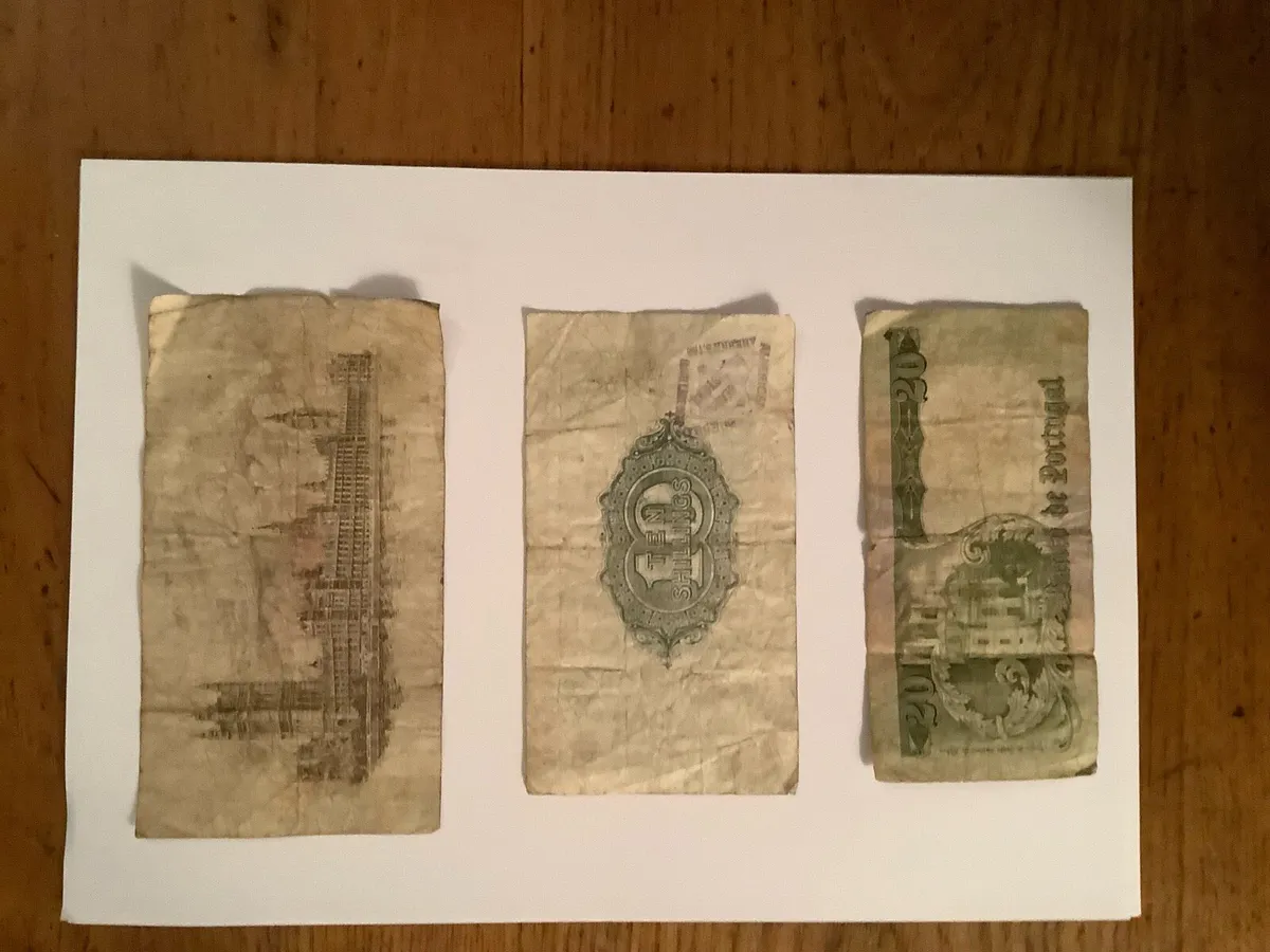 Antique banknotes - Image 2