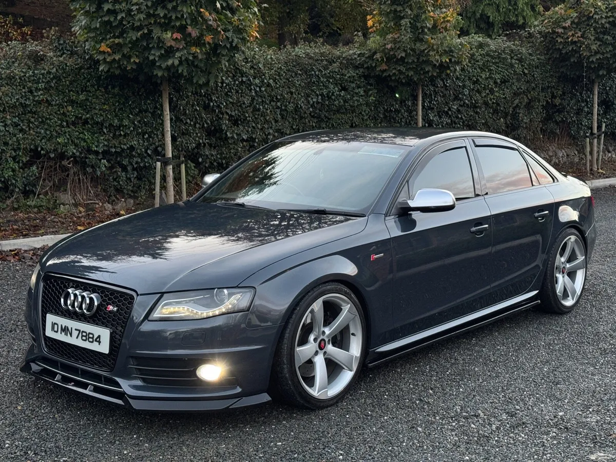 Audi S4 3.0 V6 Supercharged - Image 4