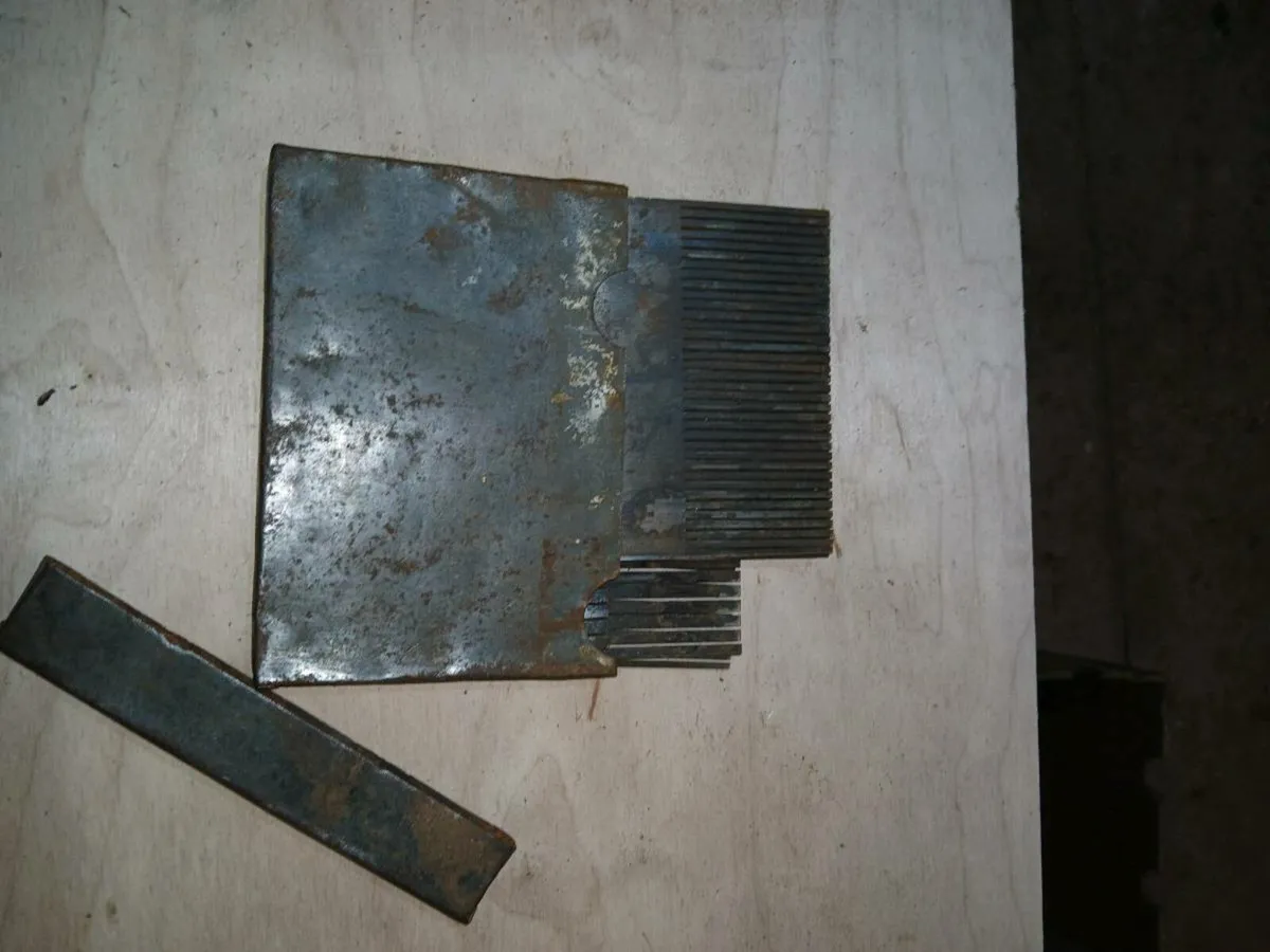 Wood graining comb set - Image 1