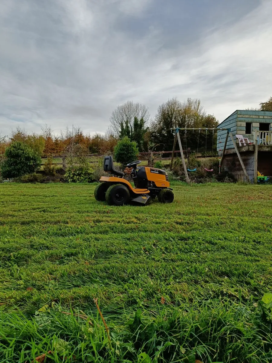 Cub Cadet Ride on Lawn Mower - Image 2