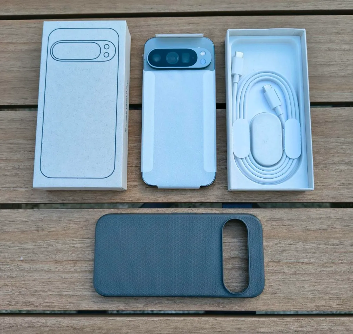 Google Pixel Pro 9 smartphone - Image 2