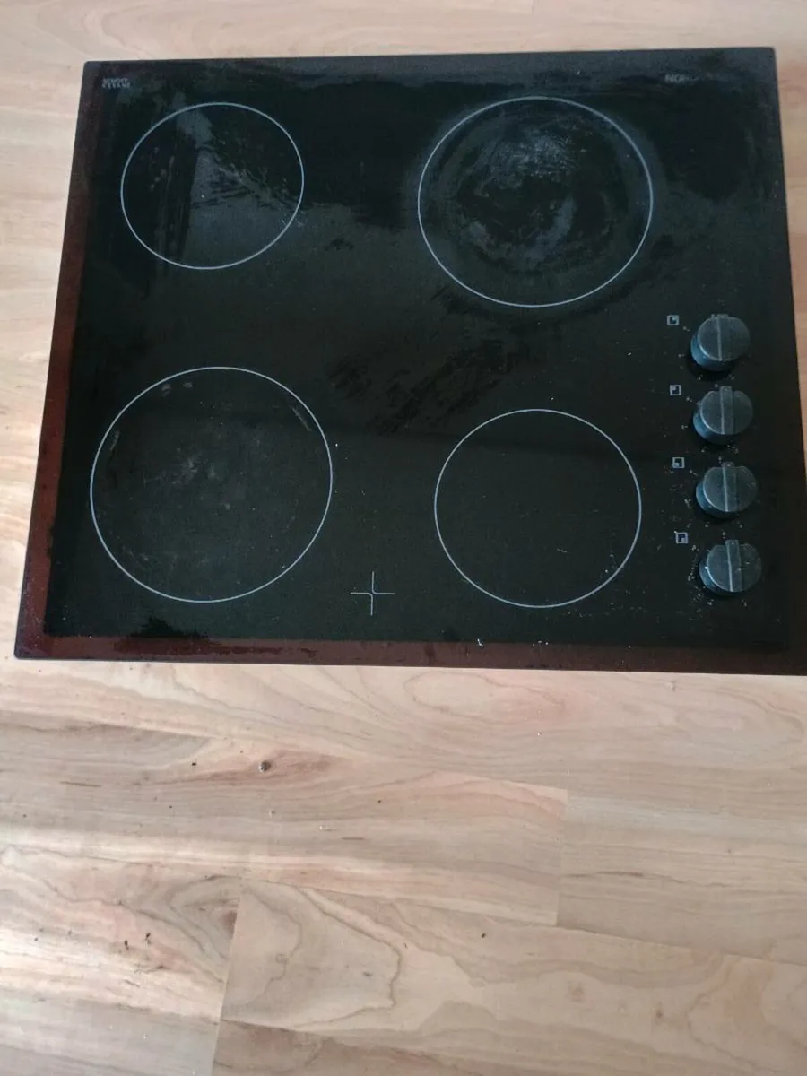 Ceramic hob - Image 1
