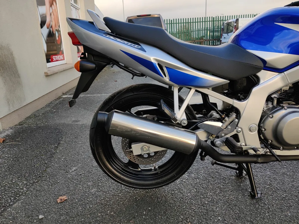 Suzuki GS 500 2003 (A2)Perfect Cond.Only 15.900 km - Image 3