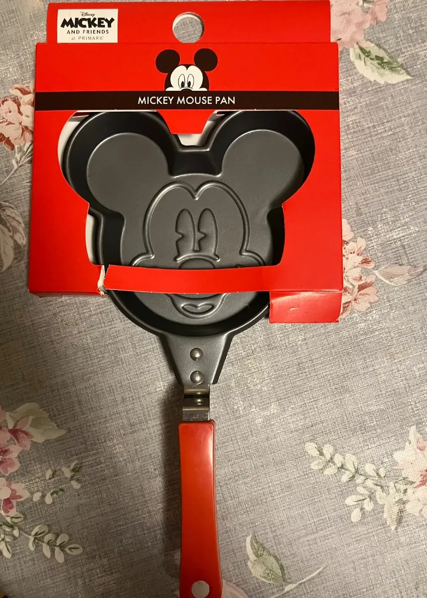 Novelty Pan
