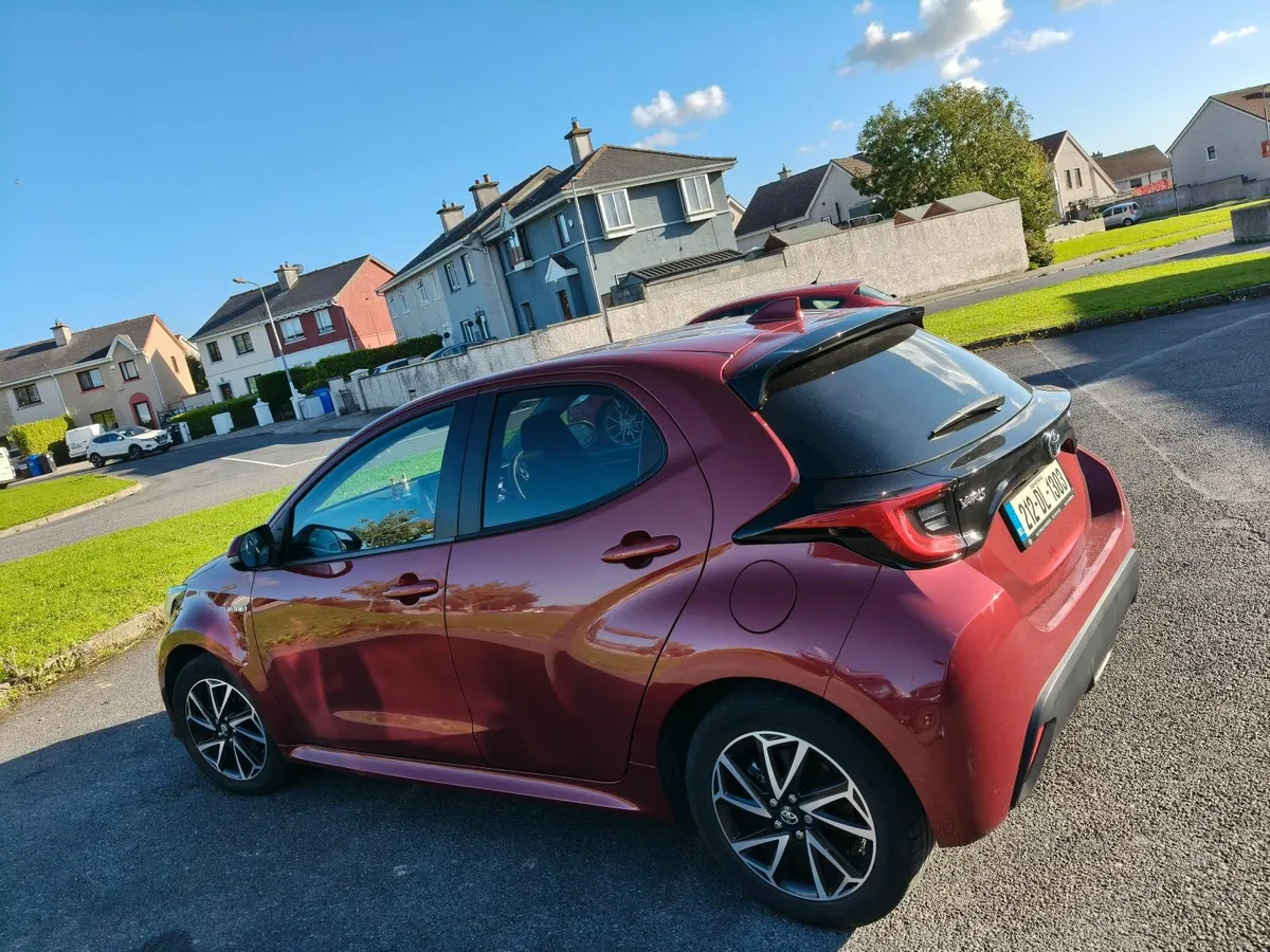 Toyota Yaris 2021 - Image 3