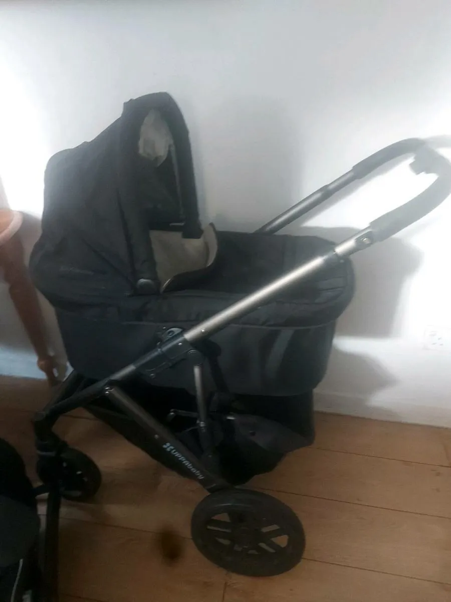 Uppababy vista travel system - Image 4