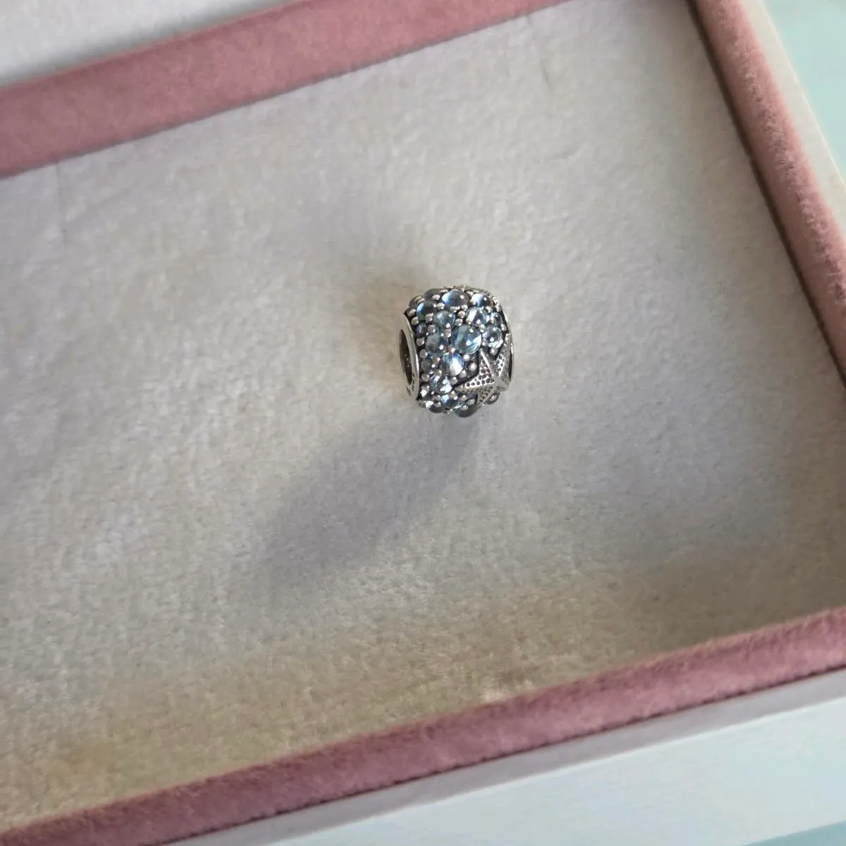 Pandora oceanic star fish charm - Image 3