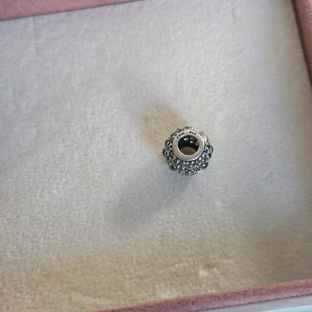 Pandora oceanic star fish charm - Image 4