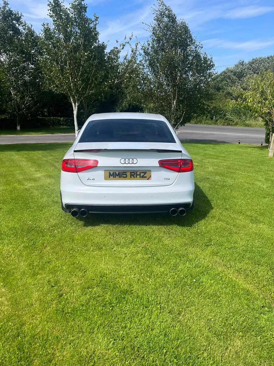 Audi A4 Sline Black Edition - Image 4