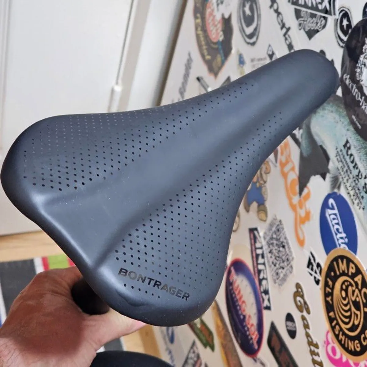 Bontrager Arvada bike seat and post - Image 3