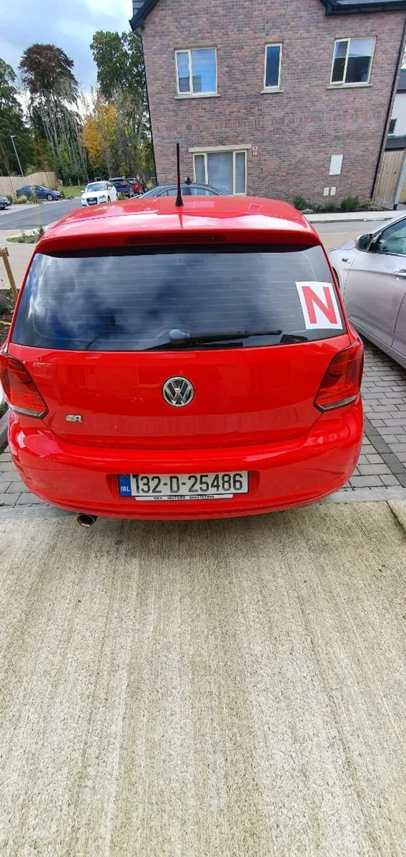 Automatic VW Polo 2013 Rline- Price 8500 - Image 4