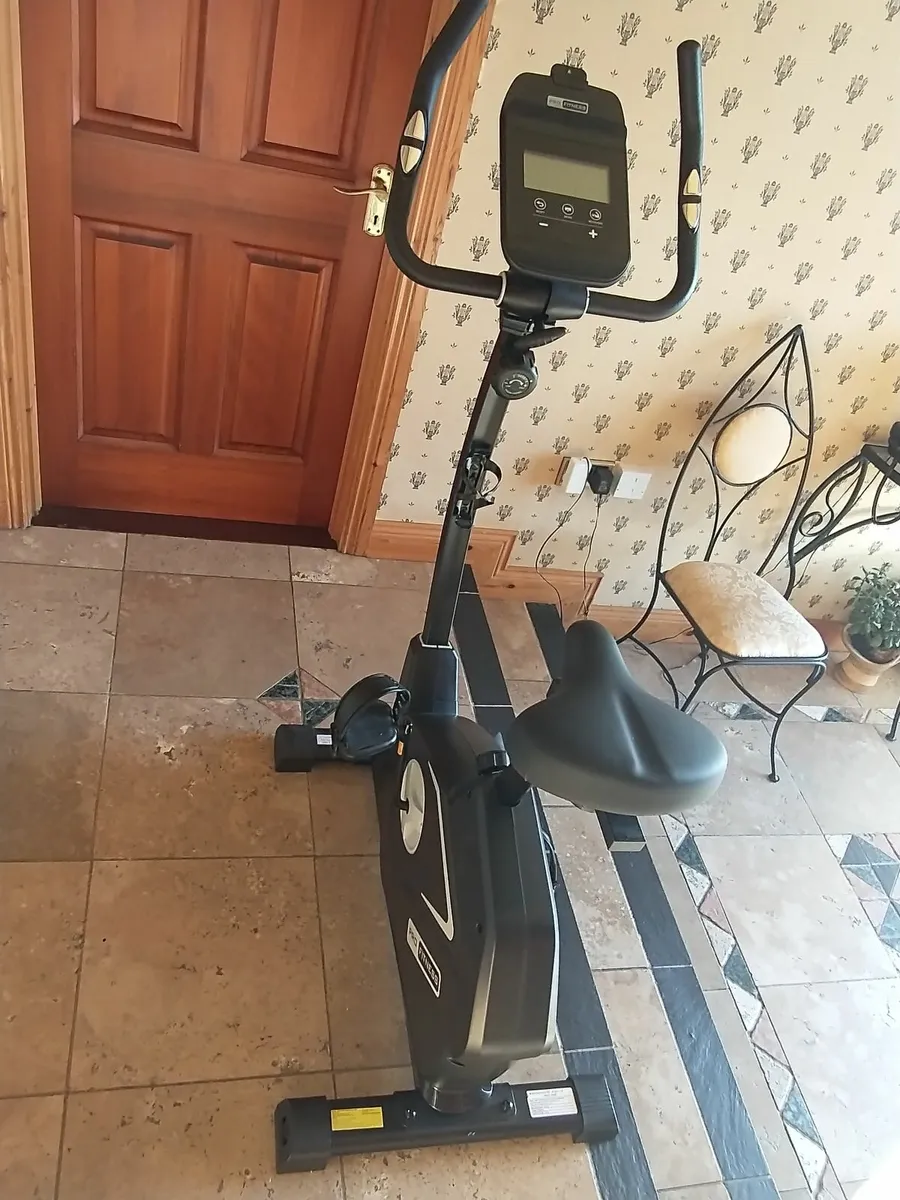Exercise bike - Image 2