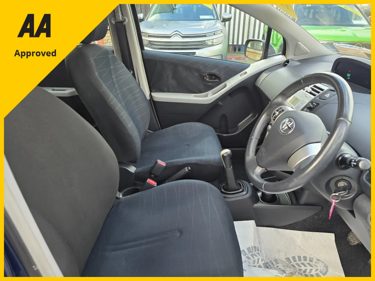 Toyota Yaris T3 5DR 1.0 VVT-I FRESH NCT - Image 4