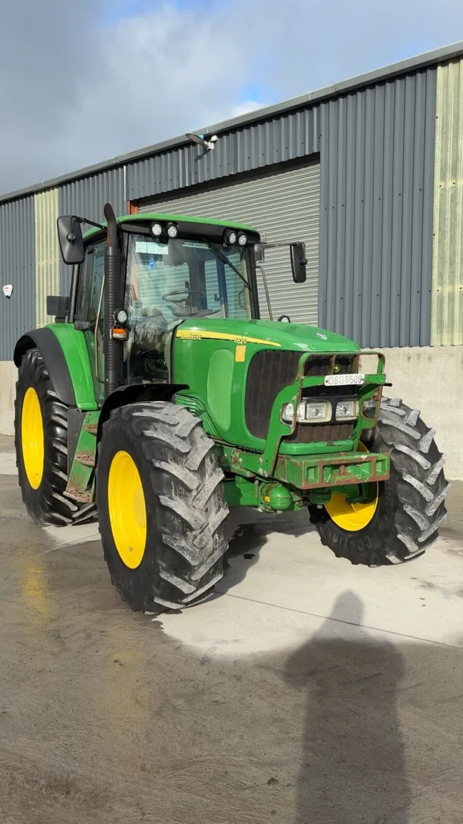 John Deere 6820 ## ONLY 5740 HOURS## - Image 2