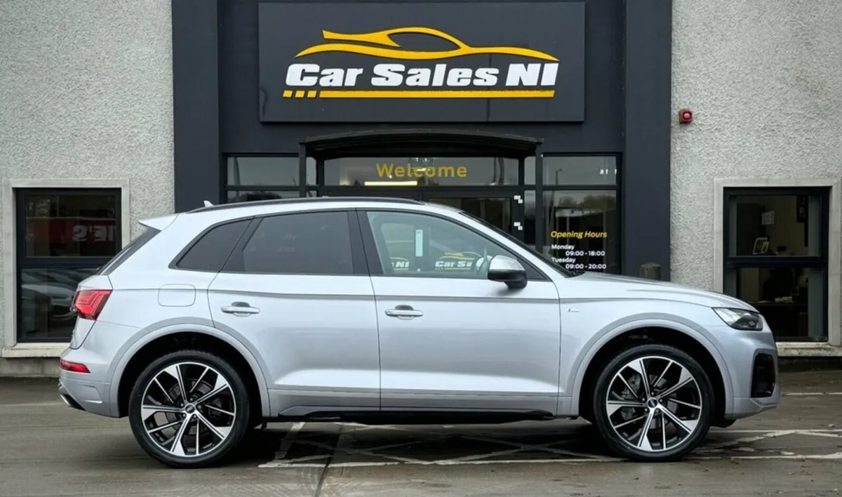 2.0 TDI 40 S line SUV 5dr Diesel S Tronic quattro - Image 3