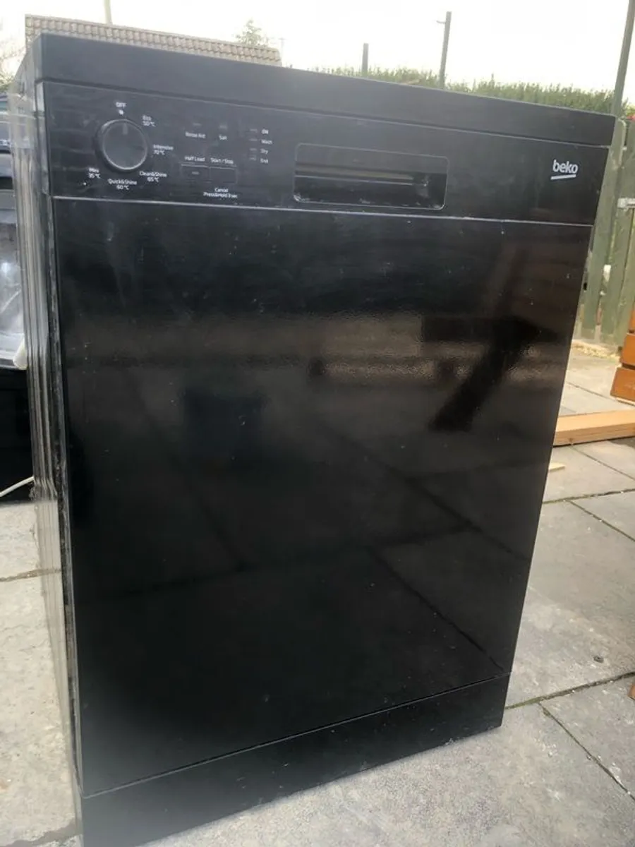 BEKO dish washer Black - Image 1