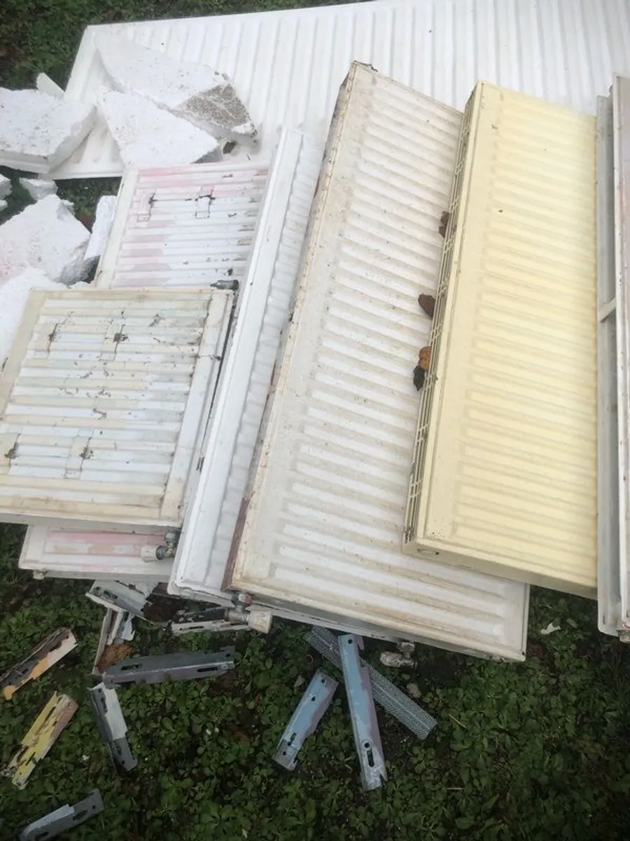 radiators assorted sizes - Image 1