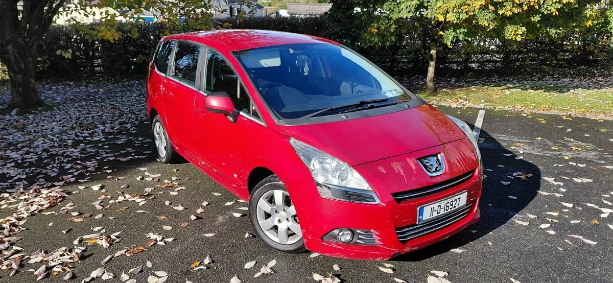 Peugeot 5008 2011 - Image 4