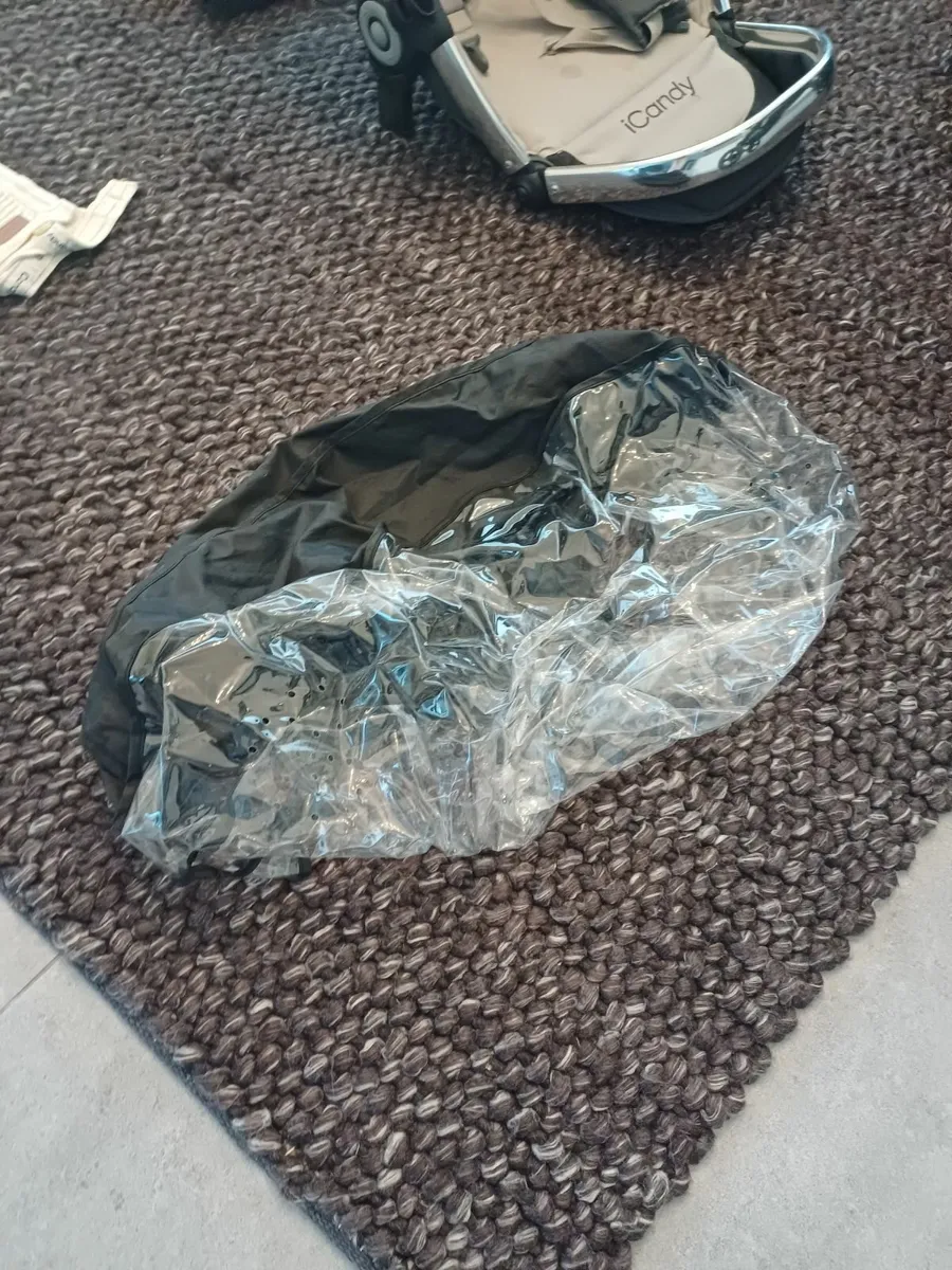 I candy peach full travel system and accessories - Image 4