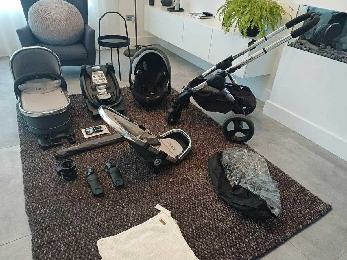 I candy peach full travel system and accessories - Image 1