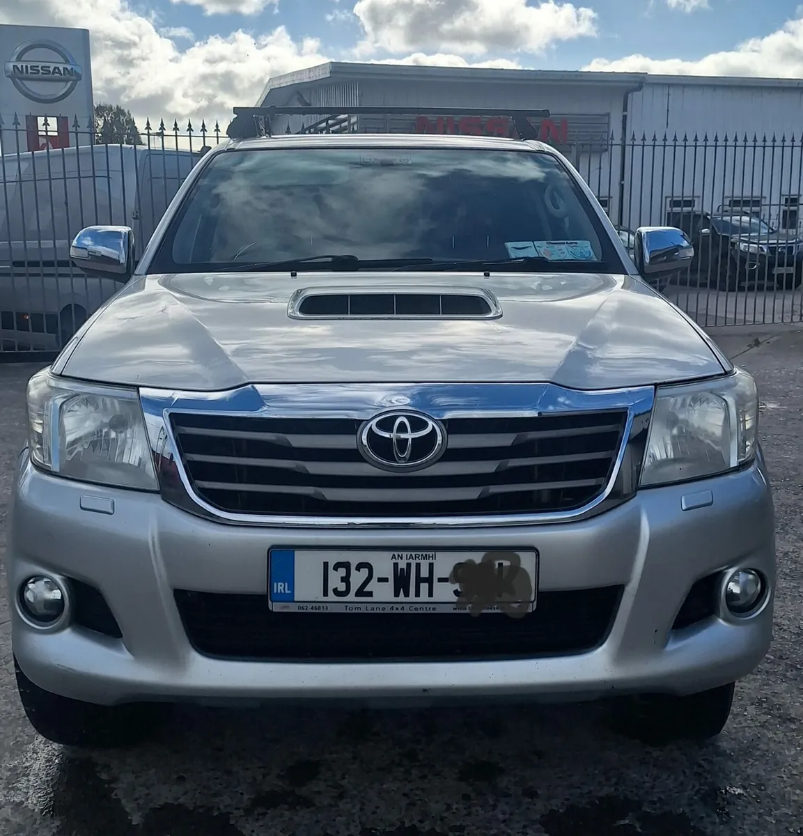 2013 Toyota Hilux Invincible Auto 3.0 D4D - Image 2