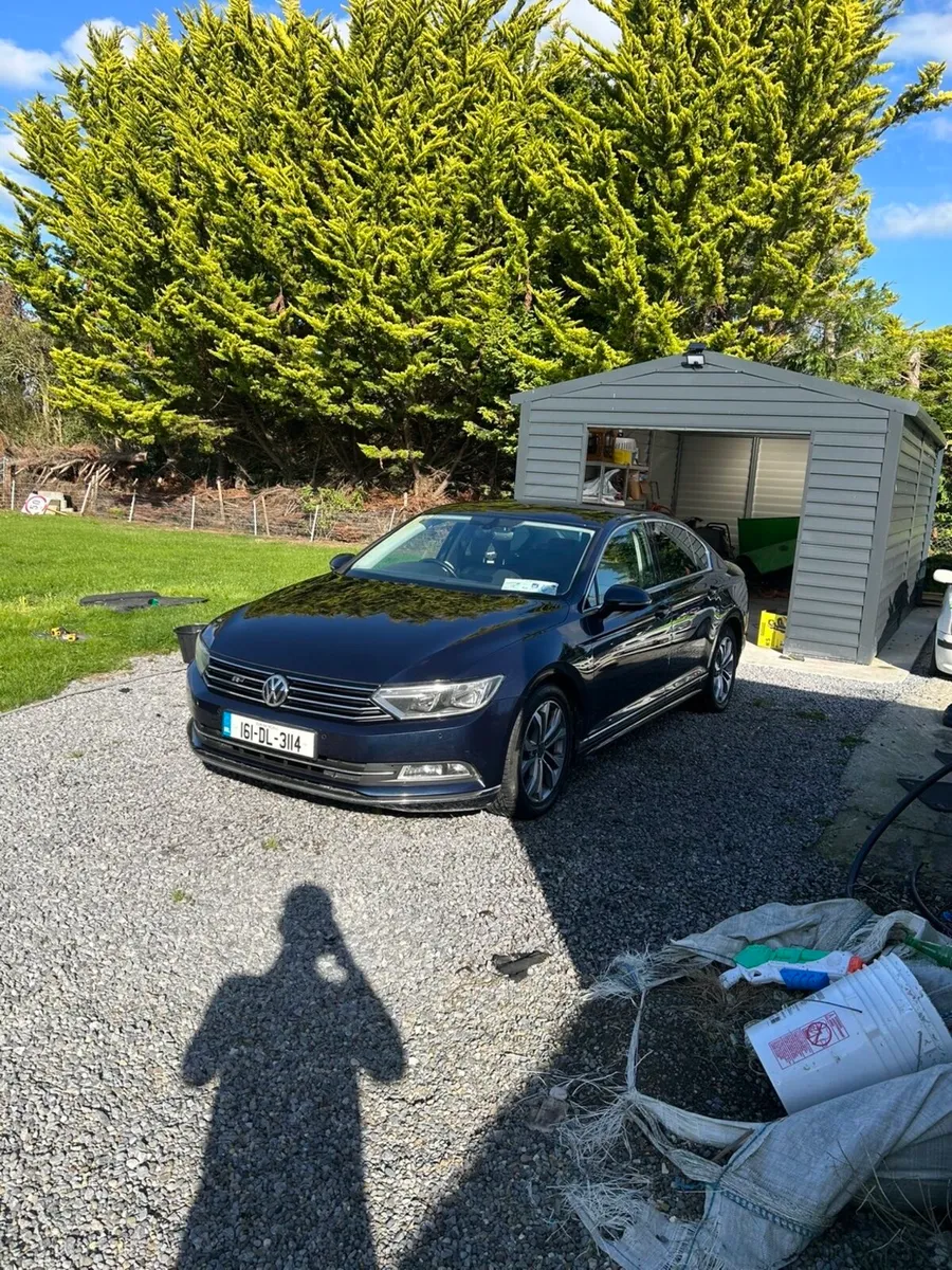 Volkswagen b9 Passat - Image 1